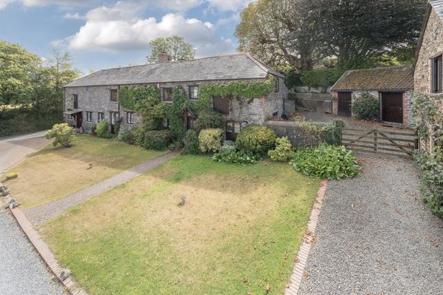 2, Sticklepath Court, Barnstaple photo 4