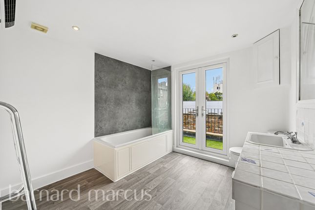 8, Kerrison Road, London photo 3