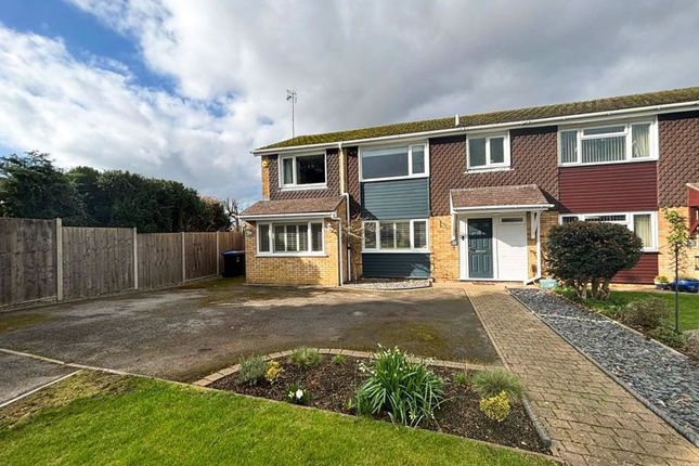 End terrace house for sale in Mortimer Hill, Tring