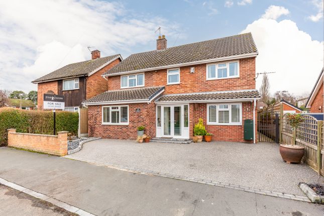 Detached house for sale in 54 Sycamore Crescent, Bawtry, Doncaster, South Yorkshire
