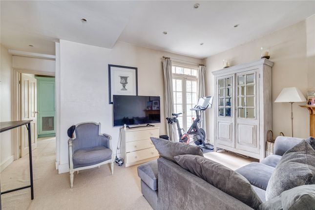 Thumbnail Flat to rent in Rigault Road, London