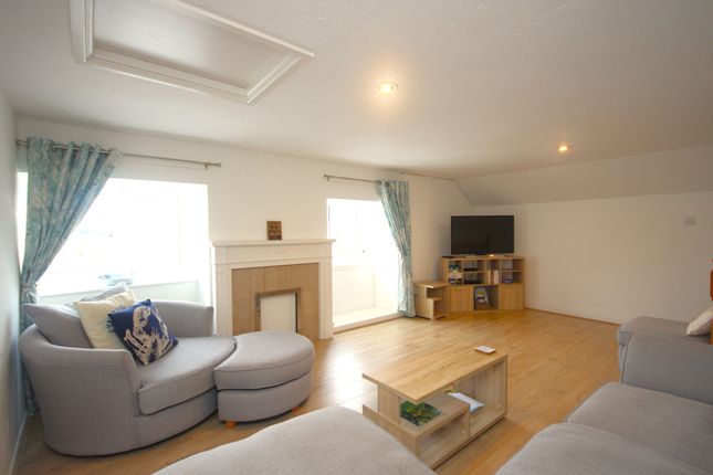 57a Cliff Street, St. Austell photo 3