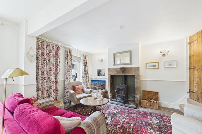 19 Wash Green, Matlock photo 2
