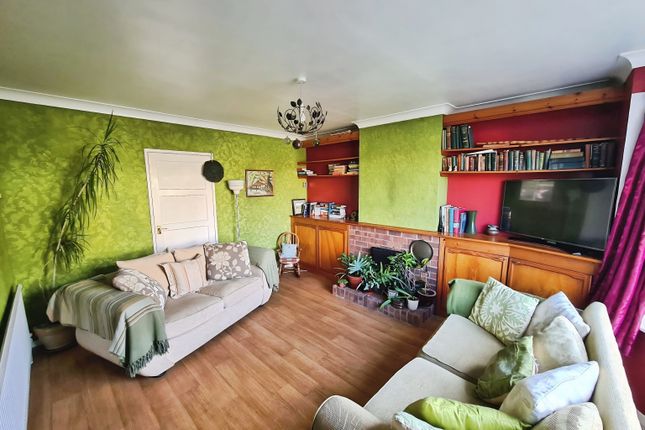 171, Avon Road, Chelmsford photo 3