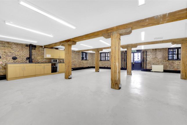 Office to let in Mill Street, London