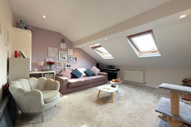 165, Flat 4, Marsland Road, Sale photo 2