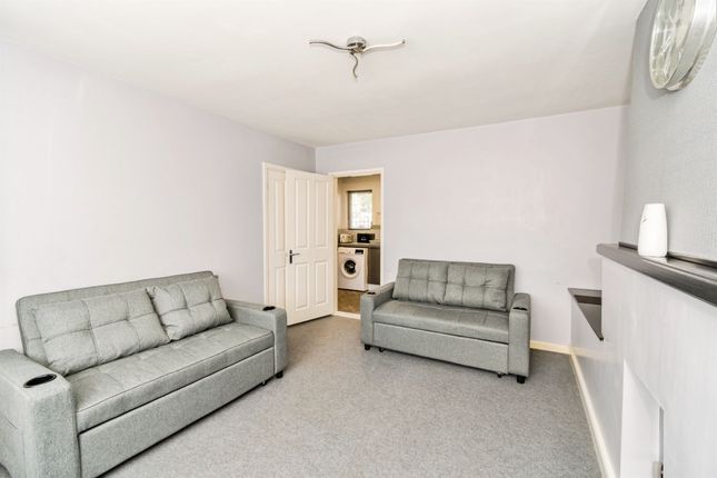 144, Coxford Drove, Southampton photo 4