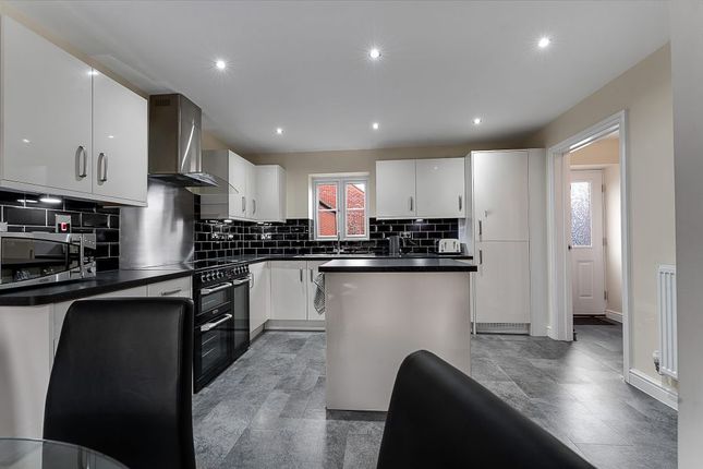 71, Southfield Avenue, Loughborough photo 3