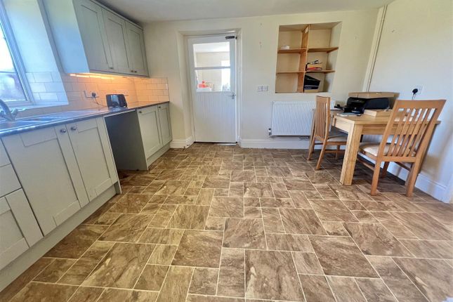 18, Front Street, Gillingham photo 2