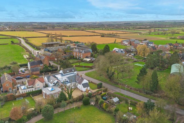 Detached house for sale in Nailstone Road Barton In The Beans, Warwickshire