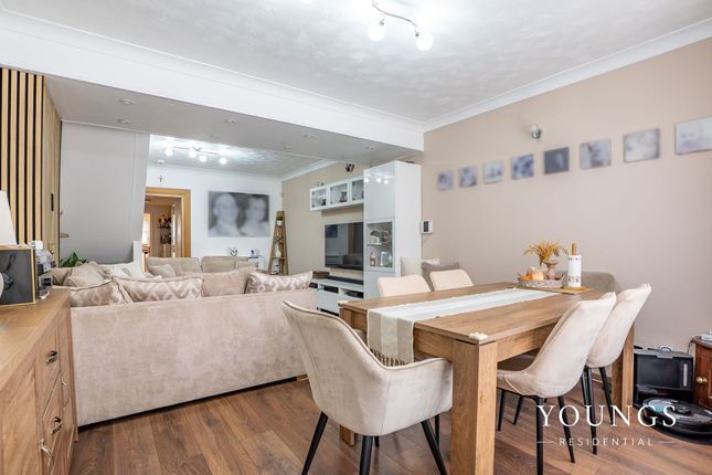 27 Arthur Street, Grays photo 3