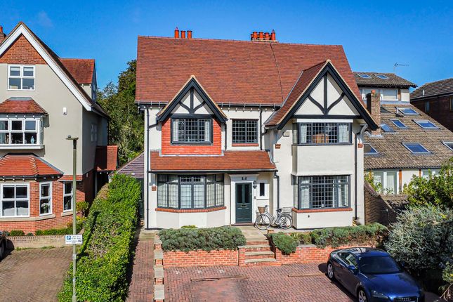 Thumbnail Semi-detached house for sale in Victoria Road, Summertown