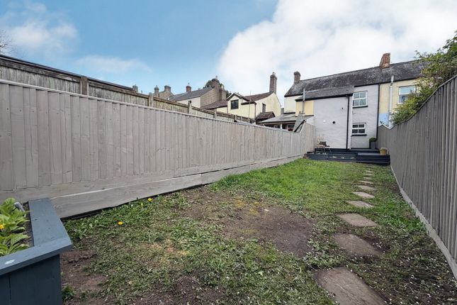 15 Queen Street, Lydney photo 3