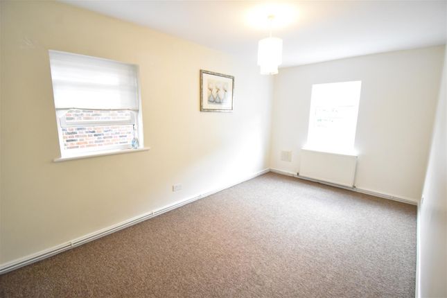 Flat 19, Wren Court, 12, The Avenue, Surbiton photo 4
