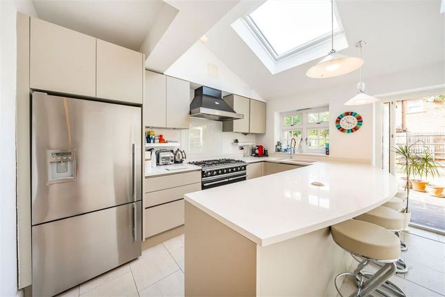 Cambridge Crescent, Teddington photo 3