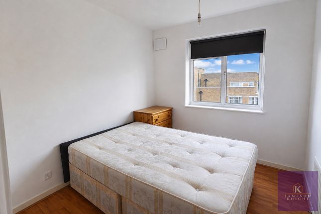 89, Eric Street, Greater London photo 4