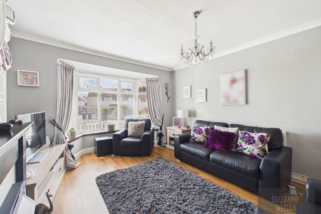 8 Delius Street, Coventry photo 3