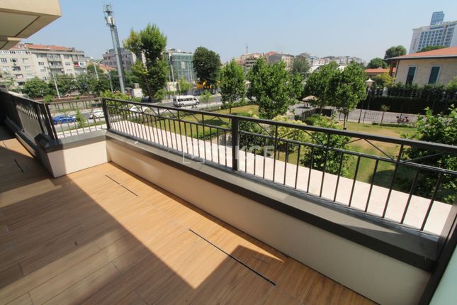 Apartment for sale in Kazlıçeşme, Zeytinburnu, İstanbul, Türkiye