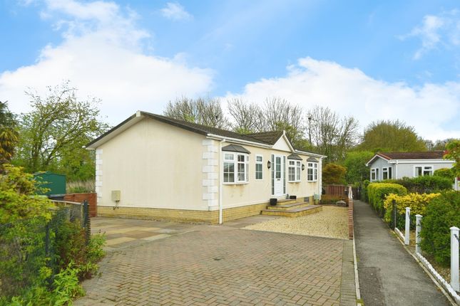 Mobile/park home for sale in Russet Avenue, St. Johns Priory, Lechlade