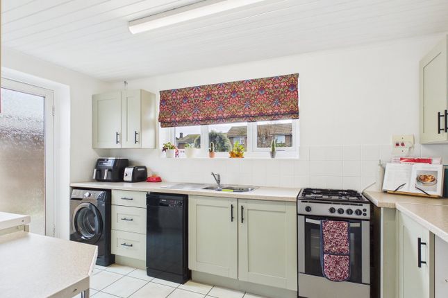 47, Cedar Close, Broadstairs photo 2