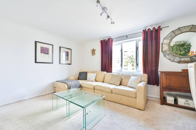 Flat to rent in Sopwith Way, Kingston, Kingston Upon Thames