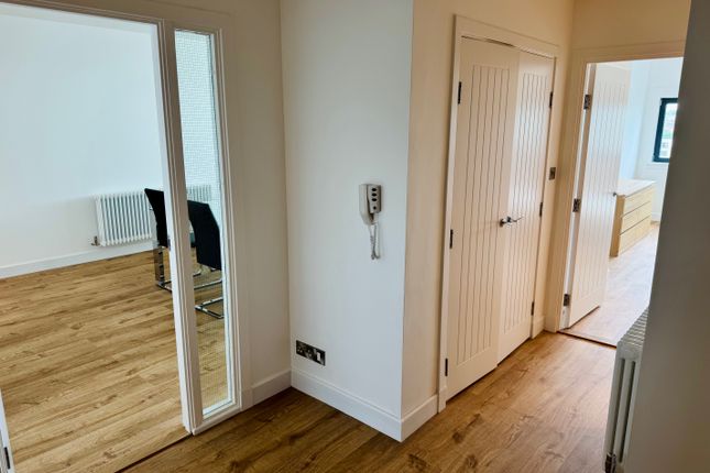 5/1, 112, Lancefield Quay, Glasgow, Scotland photo 5