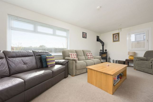 2 Dundonald Road, Dunfermline photo 3