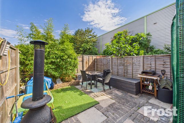 12 Trent Villas,, Datchet Place, Datchet photo 3