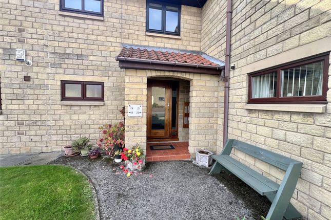21, Gorseland Court, South Yorkshire photo 2