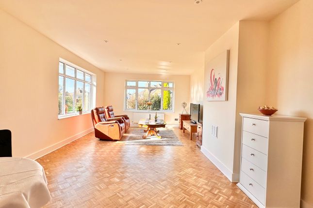 31, Collington Grove, Bexhill-on-Sea photo 4