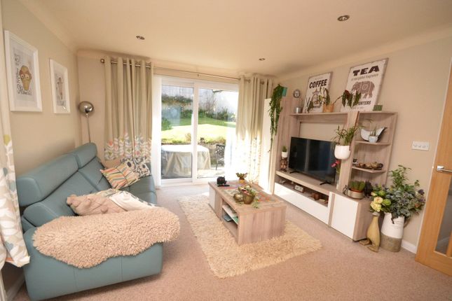 8, Orchard Close, Shaldon photo 2