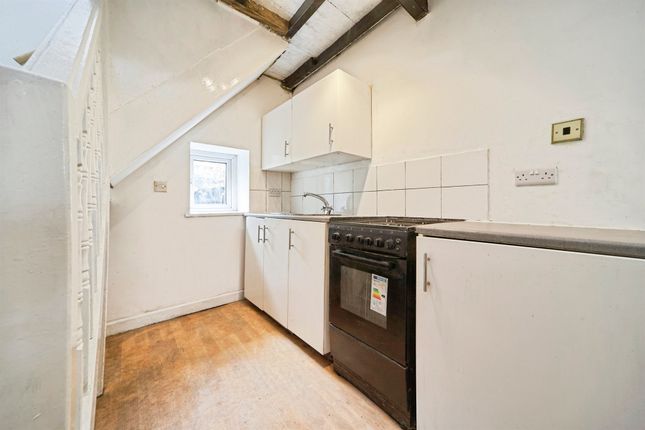 66, Sun Street, Keighley photo 4