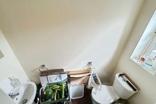 18, Guylers Hill Drive, Mansfield photo 5
