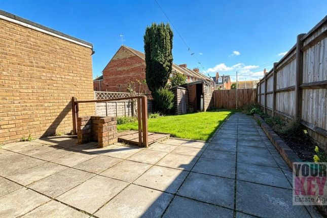 83, Linden Crescent, Folkestone photo 3