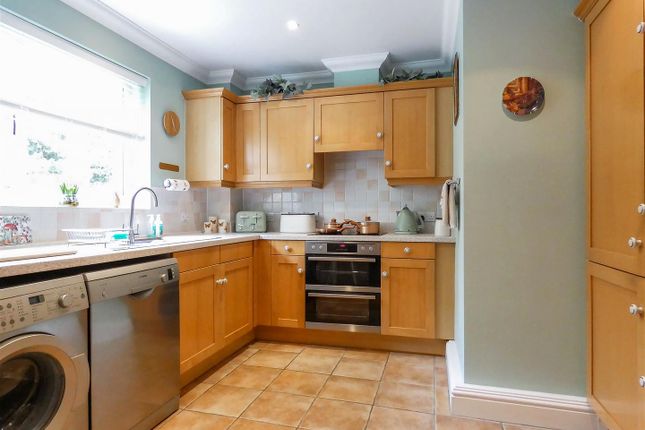 5 Cleeves Court, Cleeves Way, Rustington photo 3