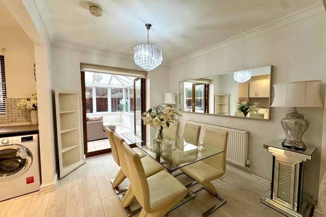 9 Plymouth Gardens, Merthyr Tydfil photo 3