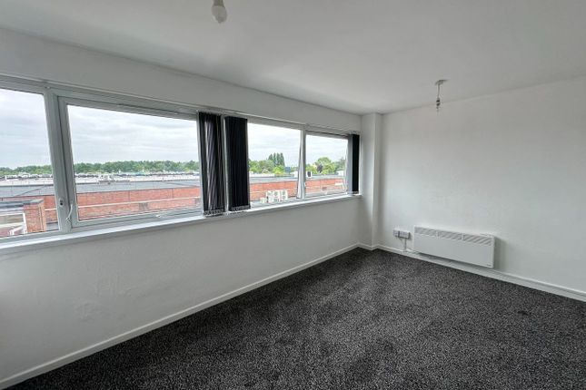 Flat 19 Maple Walk, Chelmsley Wood photo 5