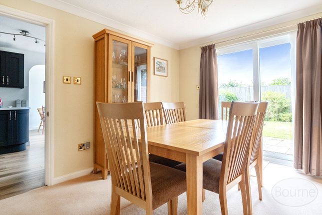 15, Upper Mount, Liss, Hampshire photo 4