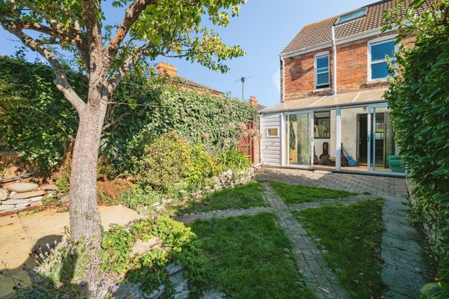 21, Granville Road, Dorset photo 2
