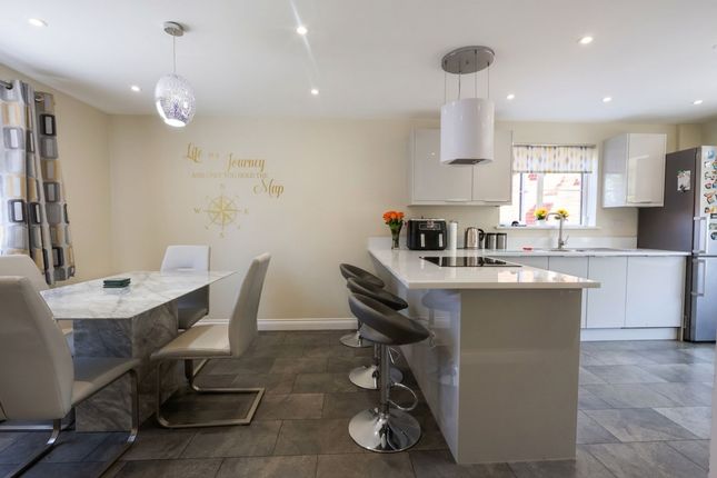 54 Teal Avenue, Ely photo 4