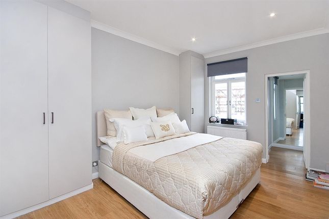 2, OVINGTON SQUARE, London photo 4