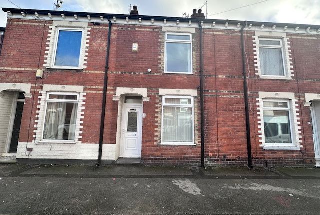 Thumbnail Terraced house to rent in Estcourt Street, Hull, Yorkshire