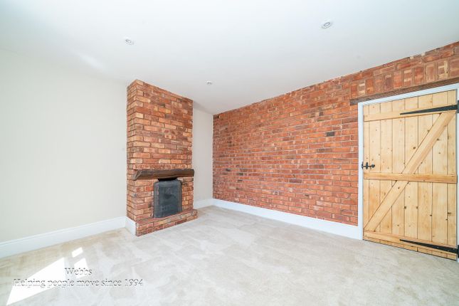 28, Walton Road, Walsall photo 2