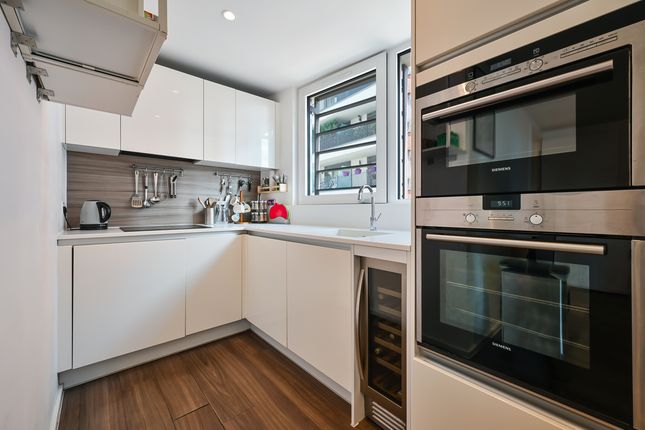 10 Buckhold Road, London photo 4
