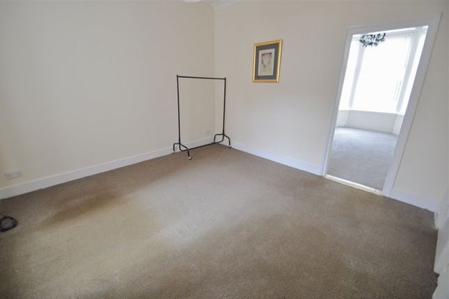 Flat to rent in Seafield Road, New Ferry, Wirral