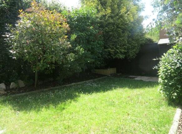 43, Donaldson Way, Reading photo 4