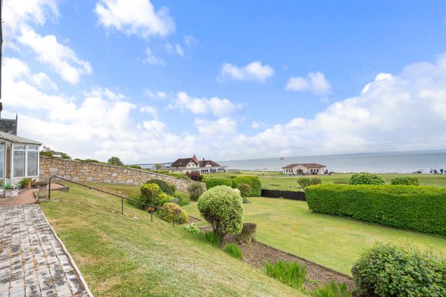 2, 35, Links Road, Fife photo 3