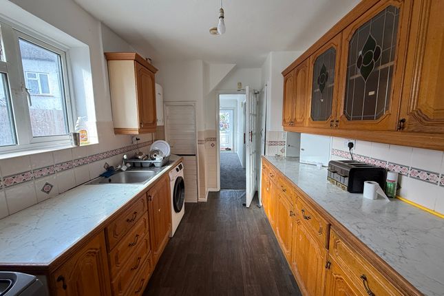 19, Ditton Road, Southall photo 4