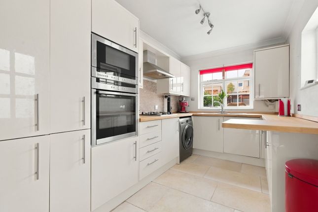 21, Luther Road, Middlesex photo 3