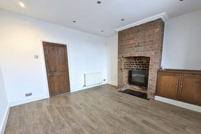 18, Revill Lane, Woodhouse photo 2